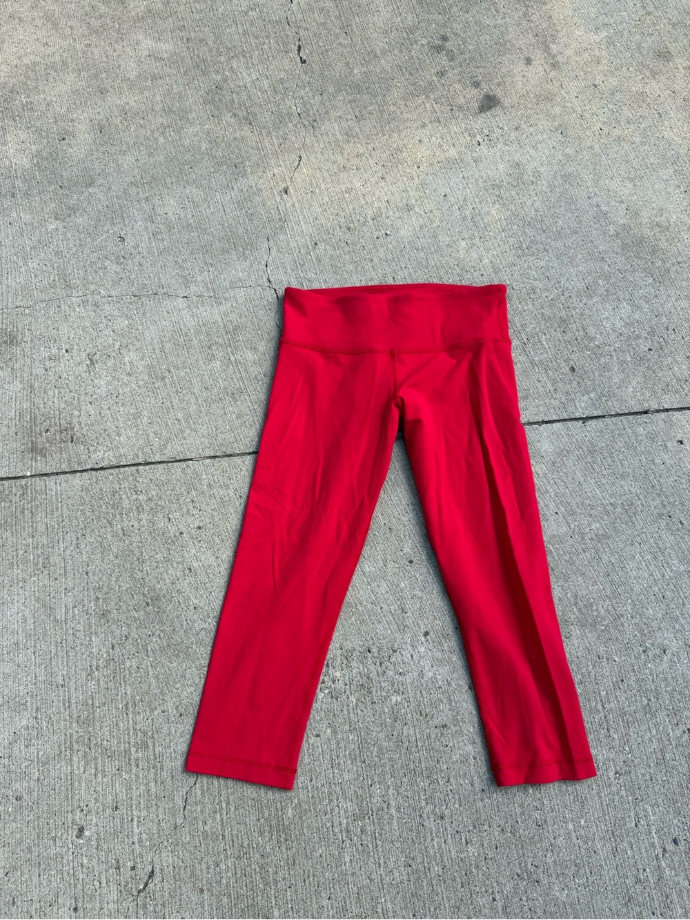 Lulemon Size 8 Red Leggins